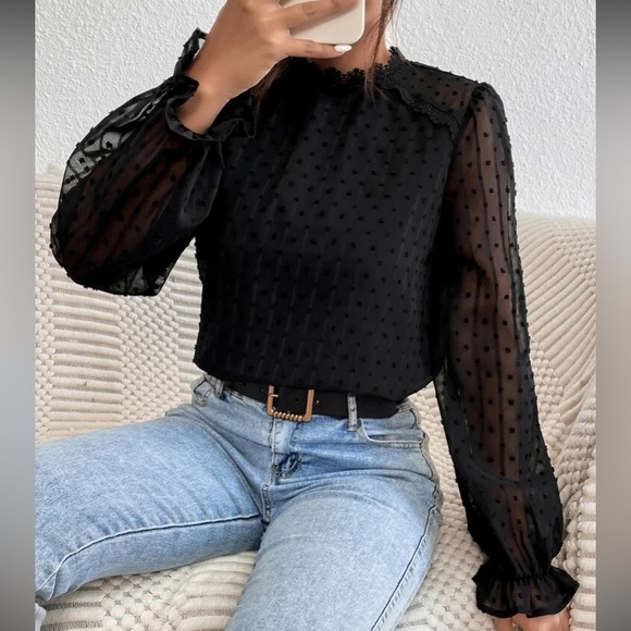 Boho Swiss dot lantern sleeve blouse - Picture 2 of 7